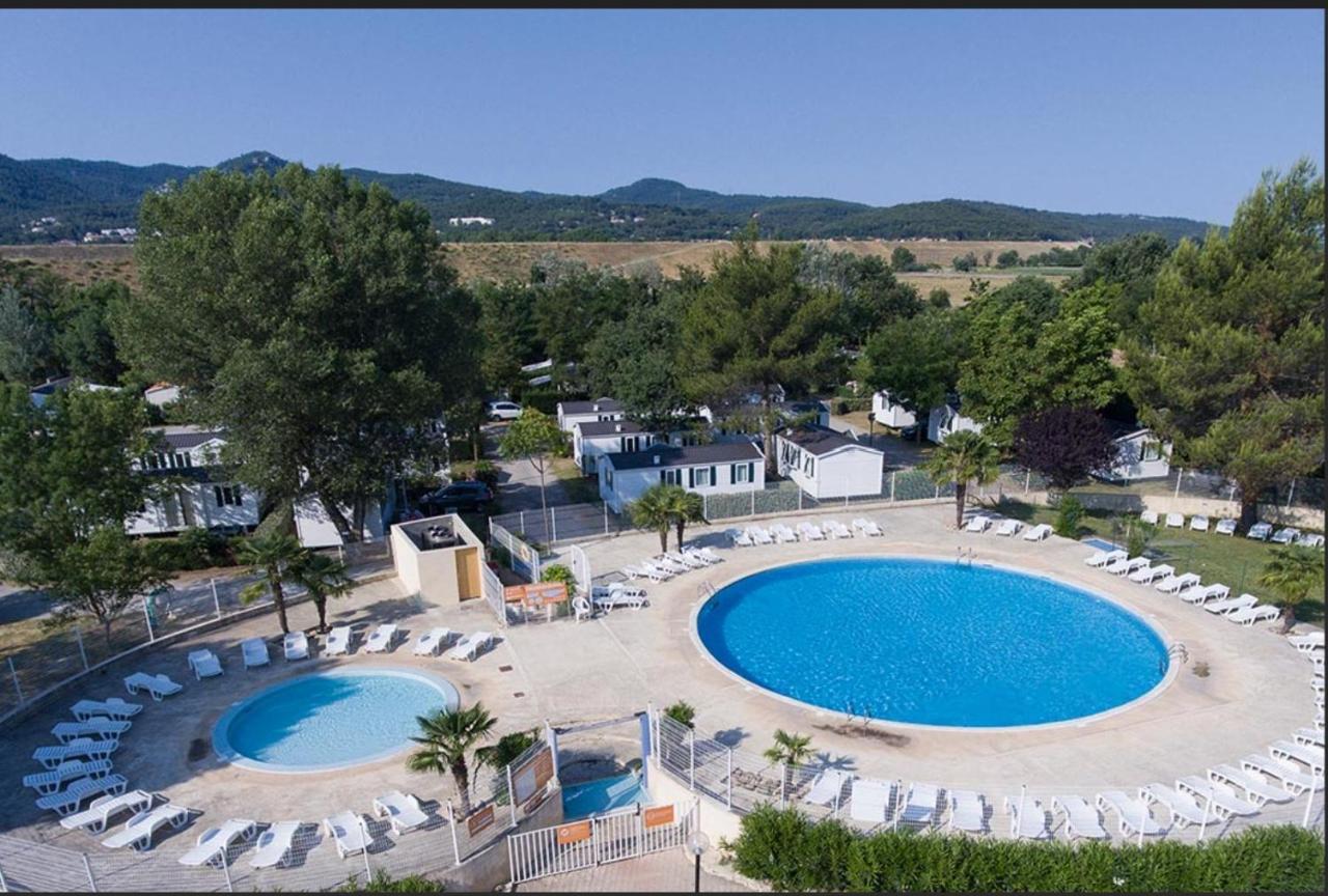 Camping Domaine Des Iscles 拉罗克当泰龙 外观 照片