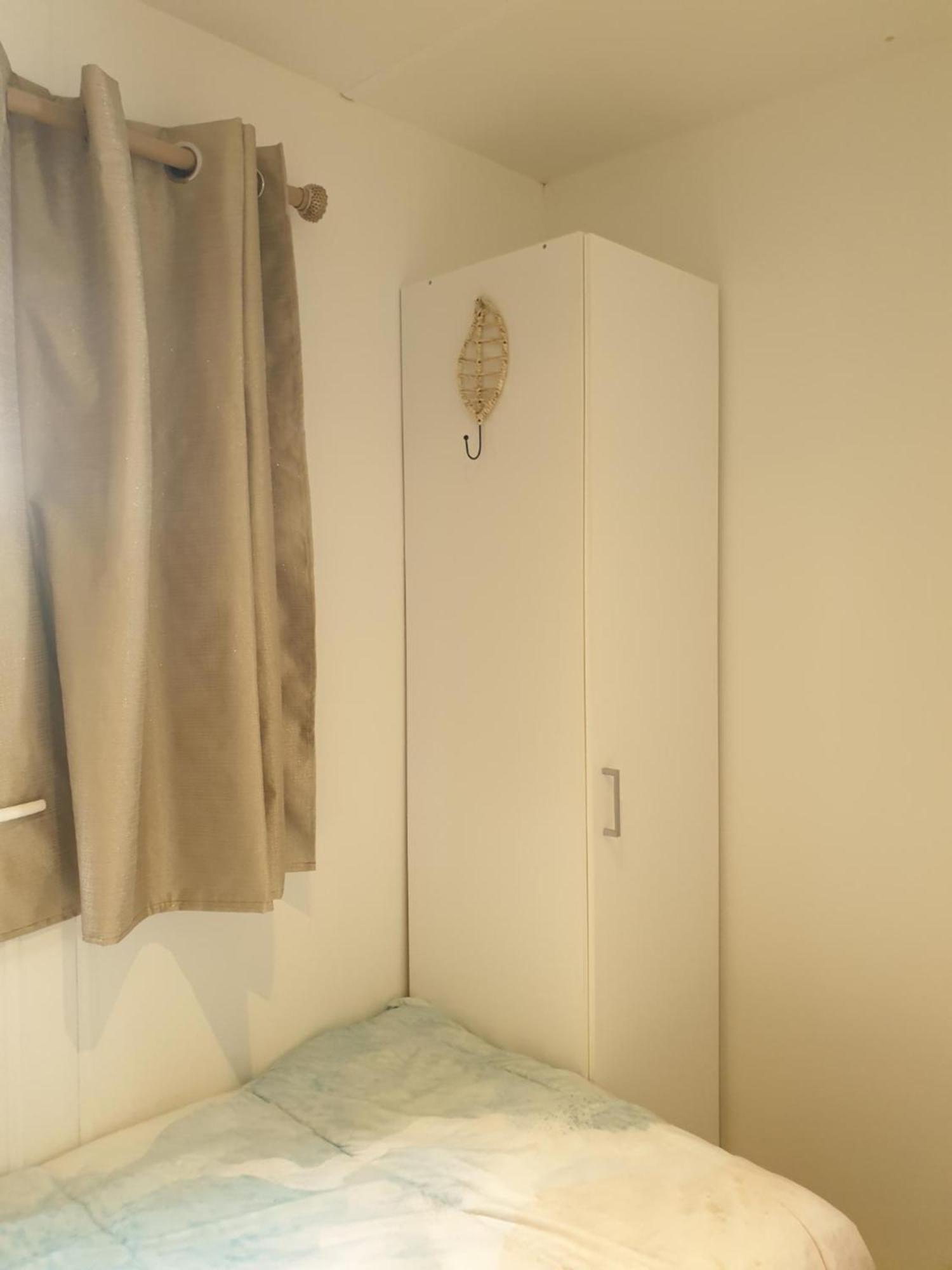 Camping Domaine Des Iscles 拉罗克当泰龙 外观 照片