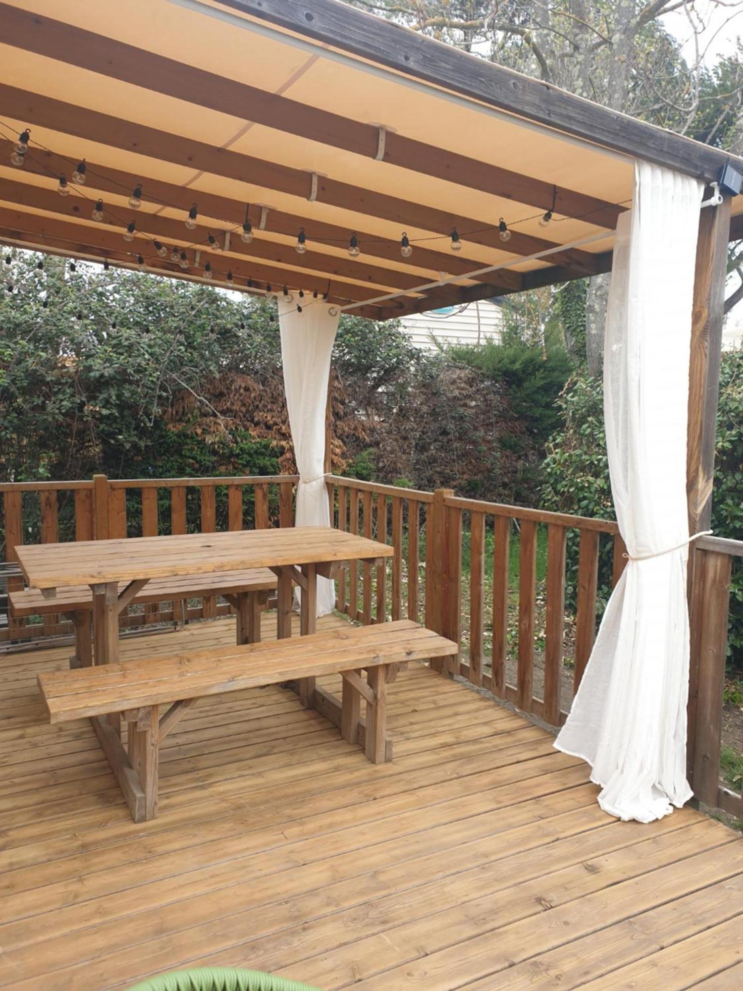 Camping Domaine Des Iscles 拉罗克当泰龙 外观 照片